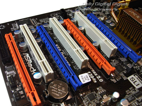  ASRock X58 Deluxe слоты 