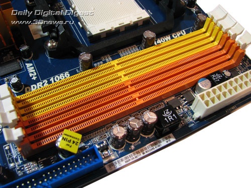  ASRock A780GXH/128M слоты DIMM 