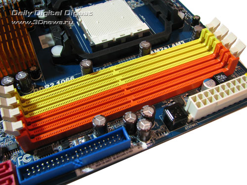  ASRock A780GMH/128M слоты DIMM 