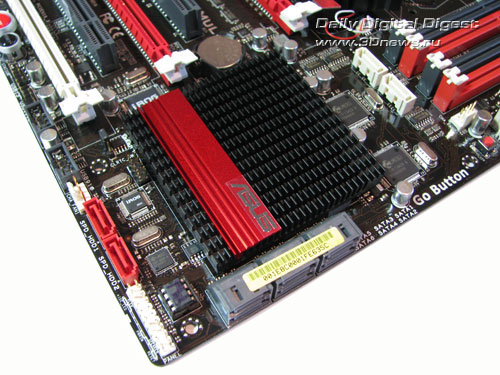  ASUS Maximus III Formula угол 