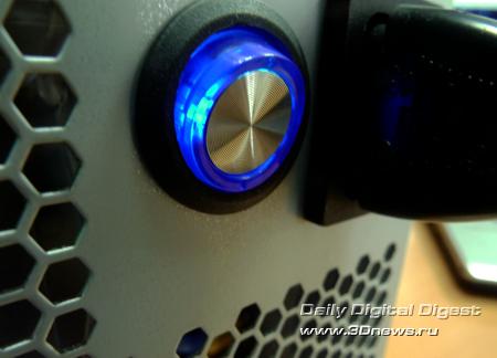  aerocool700_05.jpg 