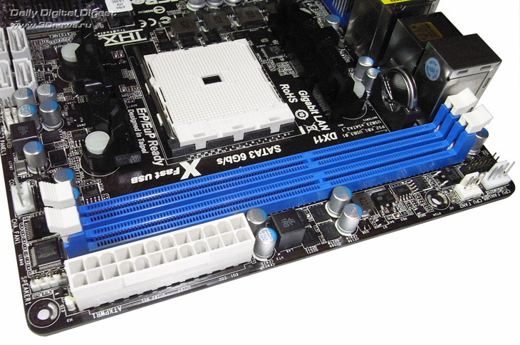  ASRock A75M-ITX DIMMs 