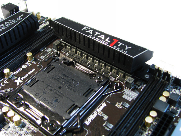  ASRock Fatal1ty X79 Professional PWM 