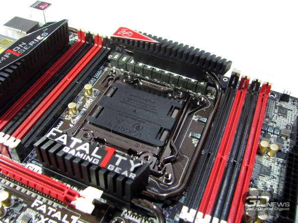  ASRock Fatal1ty X79 Champion PWM 