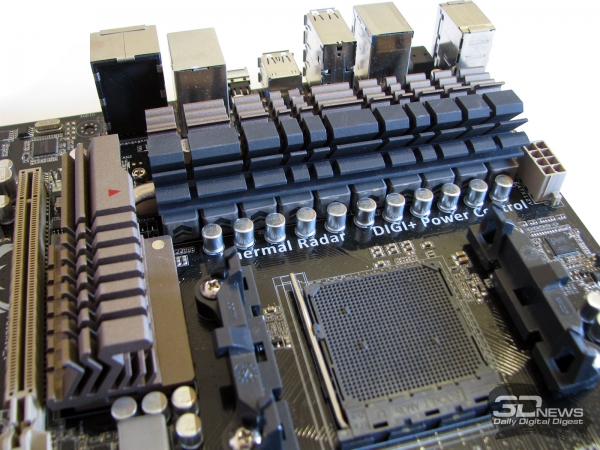  ASUS Sabertooth 990FX PWM 