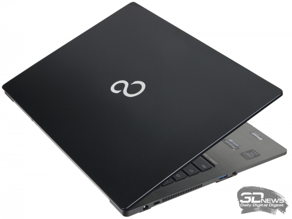  Fujitsu LifeBook U904: design 