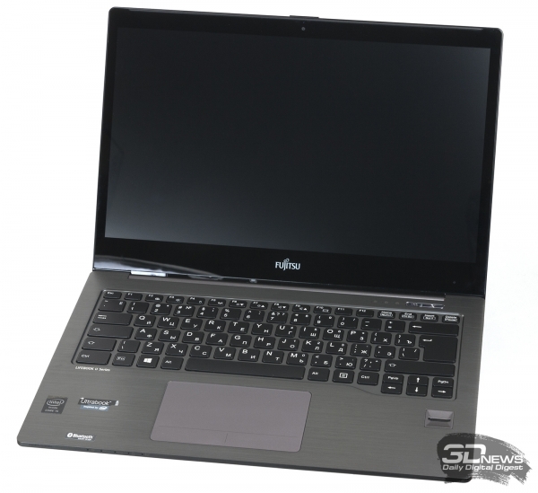  Fujitsu LifeBook U904: design 