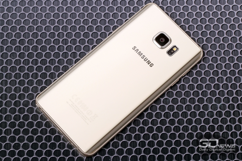  Samsung Galaxy Note5 – задняя панель 