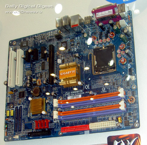  Gigabyte 8i915G Pro 